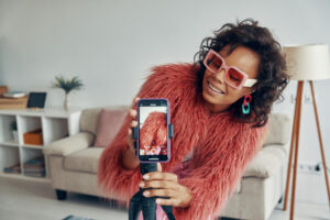 An Instagram influencer setting up live video